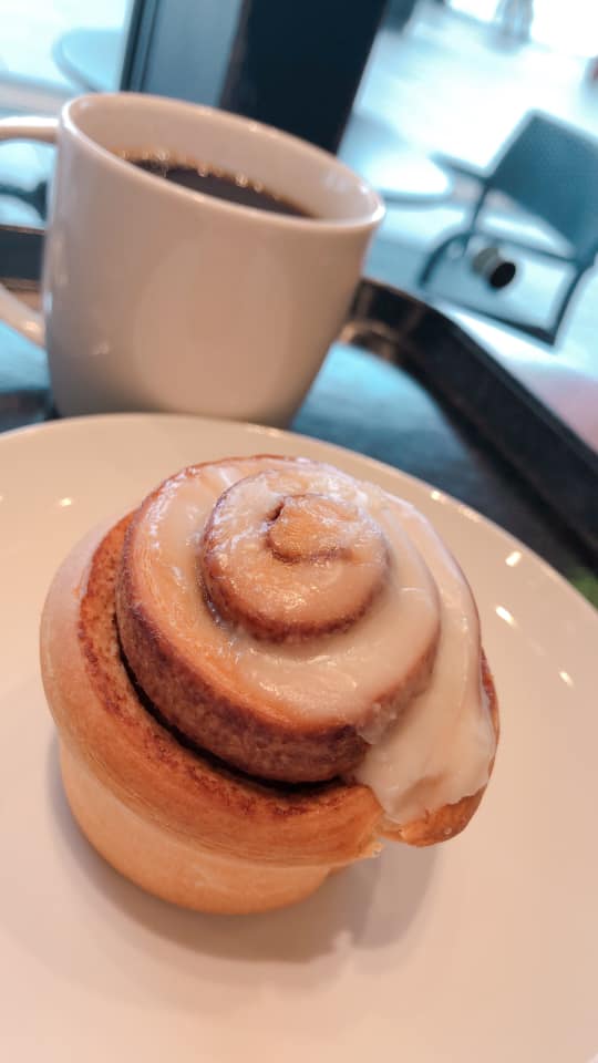 スターバックス コーヒー ジャパン(Starbucks Coffee Japan) 焼菓子 シナモンロール