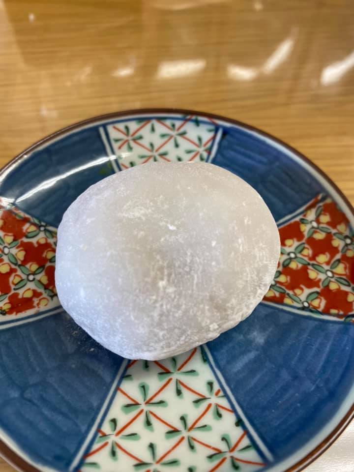 新鶴本店（シンツルホンテン）&nbsp;おまんじゅう&nbsp;もちまんじゅう