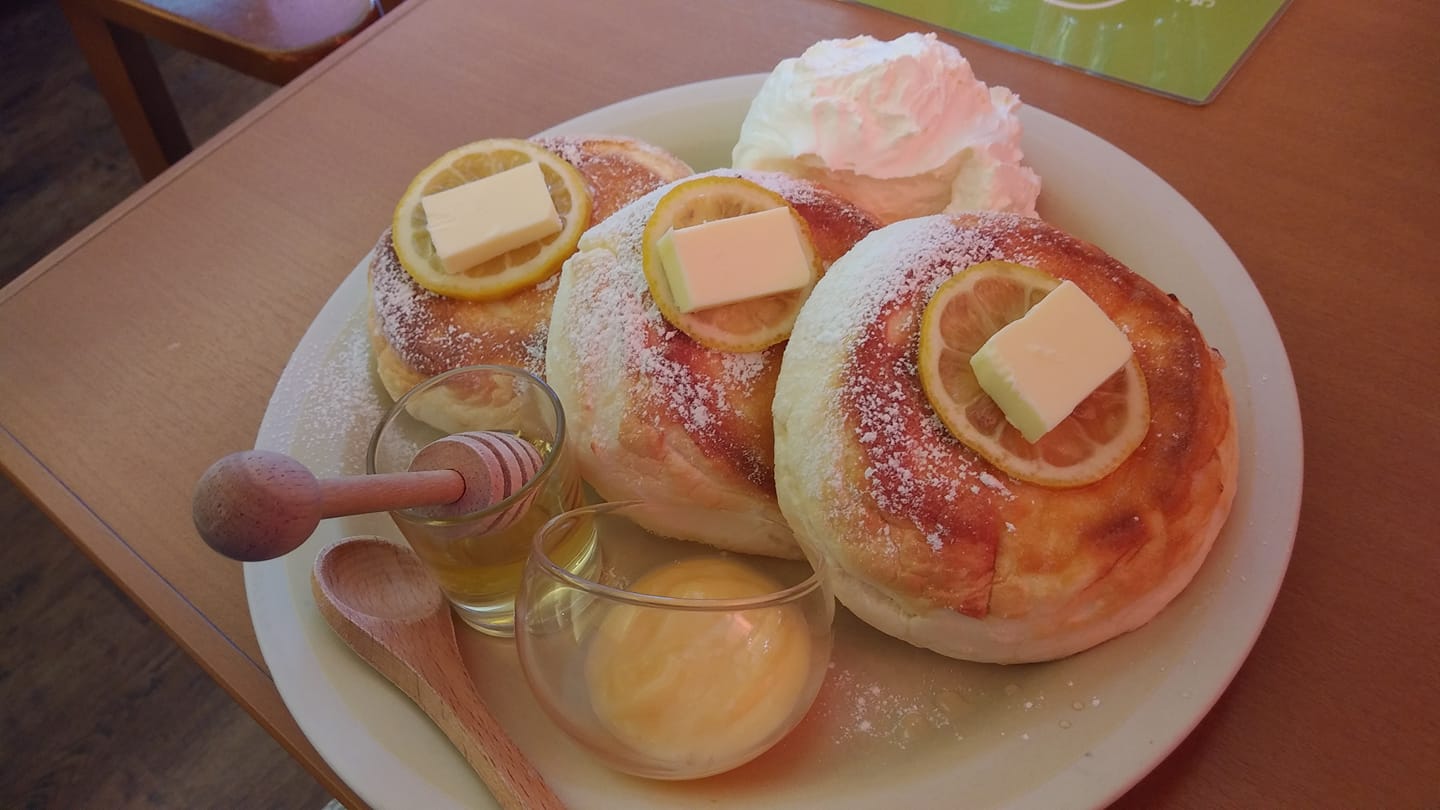トワサンク 長野(trois cinq) パンケーキ シトロンパンケーキ
