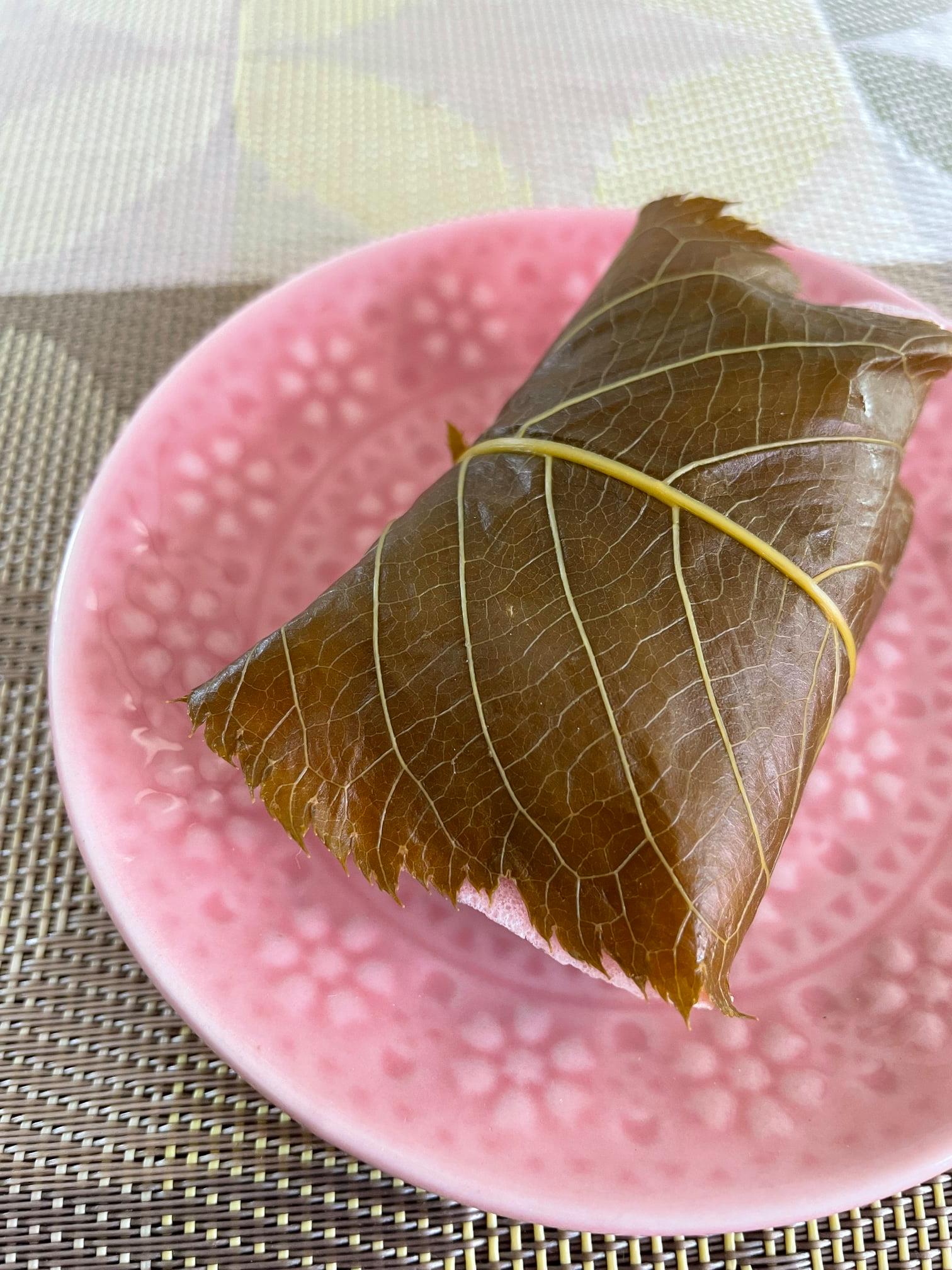 玉林餅菓子(タマバヤシモチガシテン) お餅 さくら餅と草餅