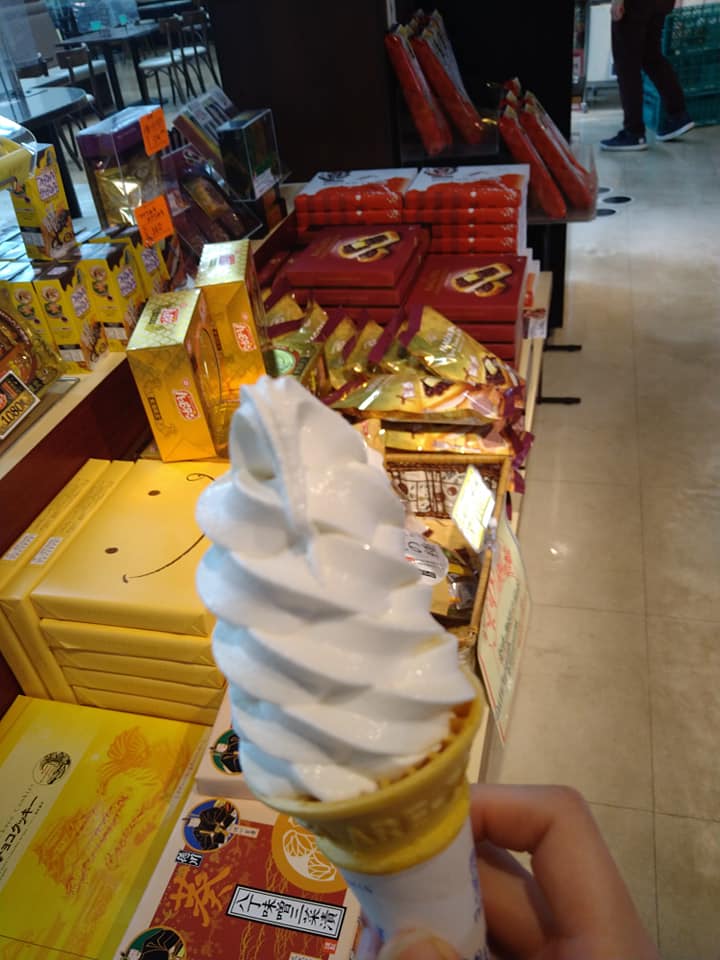 駒ヶ岳サービスエリア&nbsp;ソフトクリーム&nbsp;ソフトクリーム食べ比べ