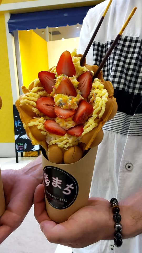 夢まち ワッフル ワッフルパフェ