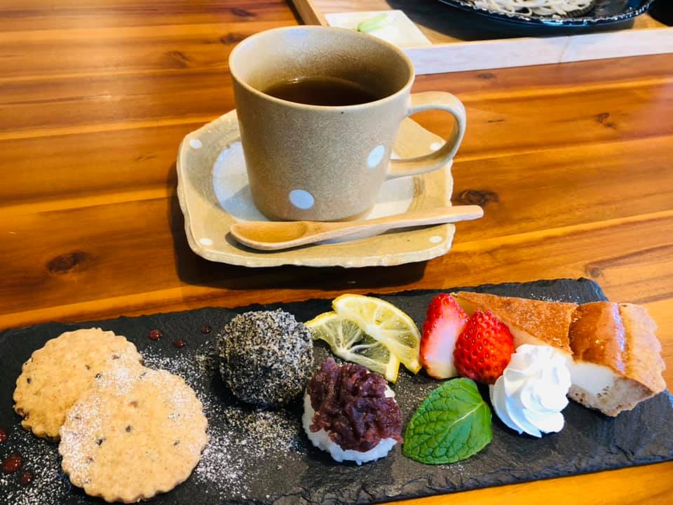 SOBA&CAFE Sanpo&nbsp;ケーキ・タルト&nbsp;スイーツプレート
