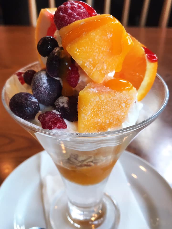TOM’s Cafe(トムズカフェ) パフェ・サンデー フルーツパフェ