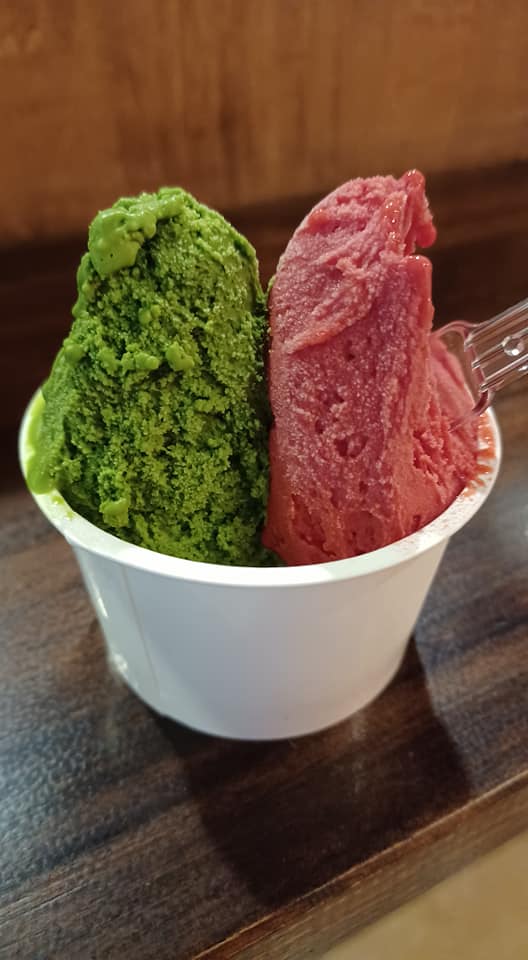 カフェ・テッラ（Caffe Terra）&nbsp;アイス・ジェラート&nbsp;ラズベリーと抹茶