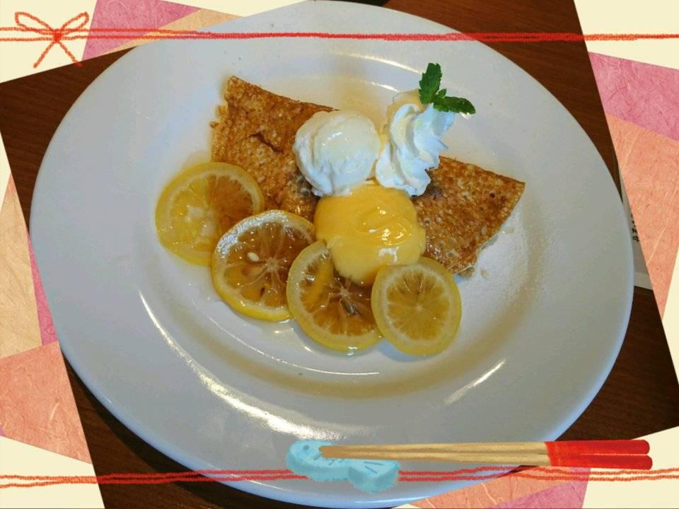 デニーズ(Denny’s) ガレット はちみつレモンとチーズのガレット