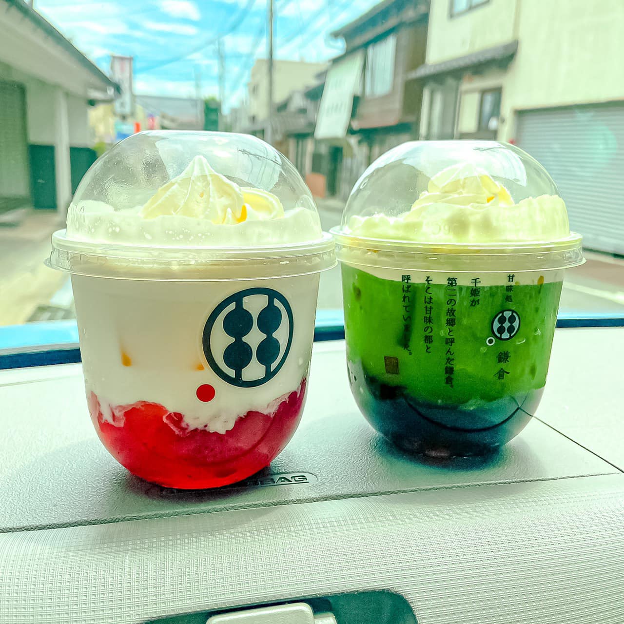 甘味処鎌倉(カンミドコロカマクラ) わらび餅,ドリンク 抹茶&イチゴミルク