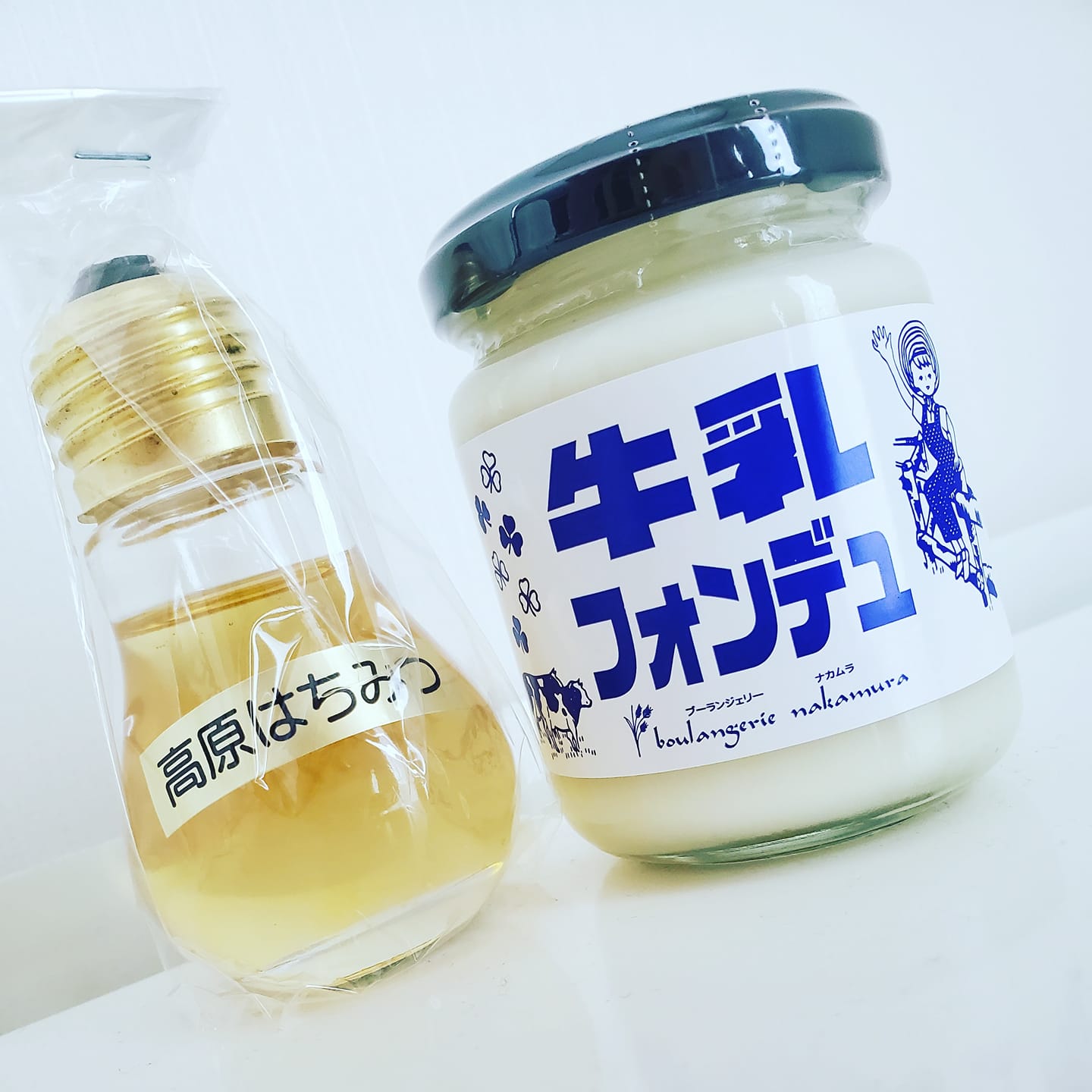 SUWAガラスの里&nbsp;スプレッド&nbsp;牛乳フォンデュ＆ハチミツ