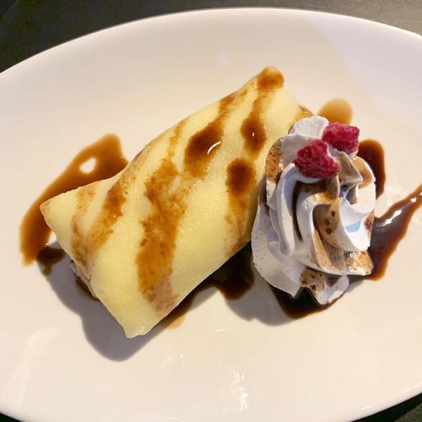 カフェ美場(ビバ) クレープ バナナクレープコーヒーシロップがけ