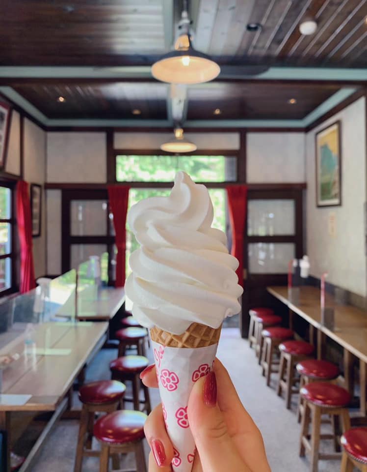 徳澤園 みちくさ食堂 ソフトクリーム 名物ソフト