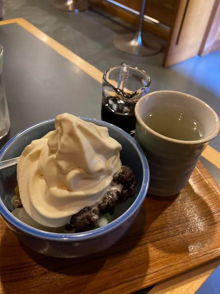 塩川菓子舗(戸倉上山田温泉) あんみつ クリームあんみつ