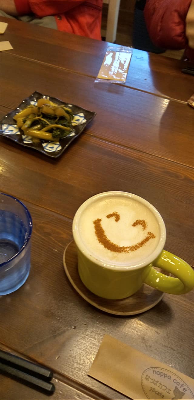なっぱカフェ「78cafe」 ドリンク チャイラテ
