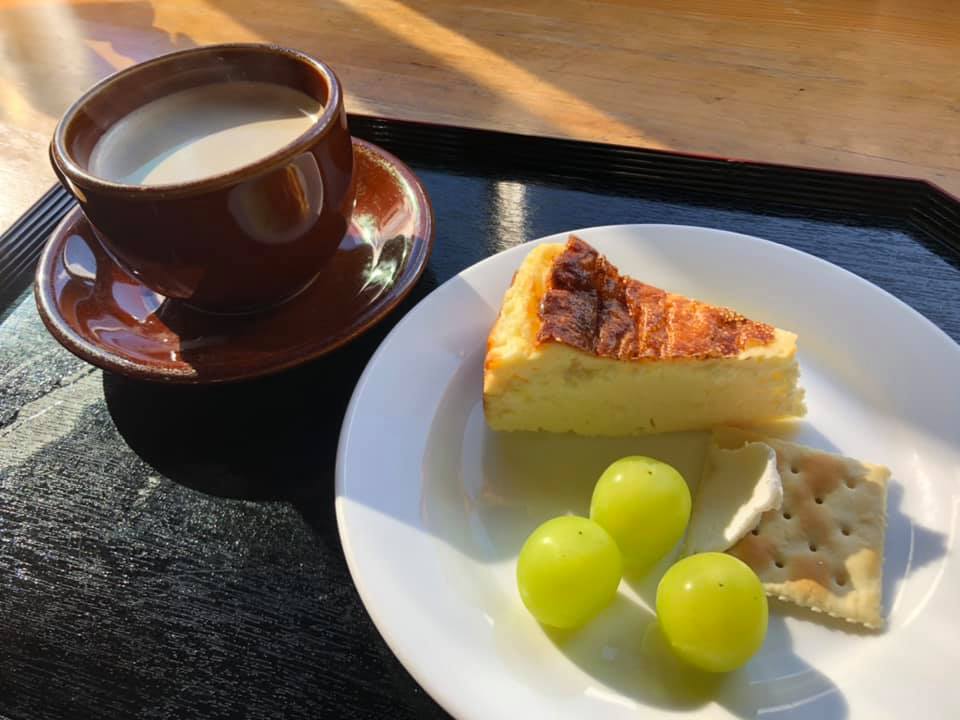 見晴茶屋(ミハラシチャヤ) チーズ・フロマージュ チーズケーキセット