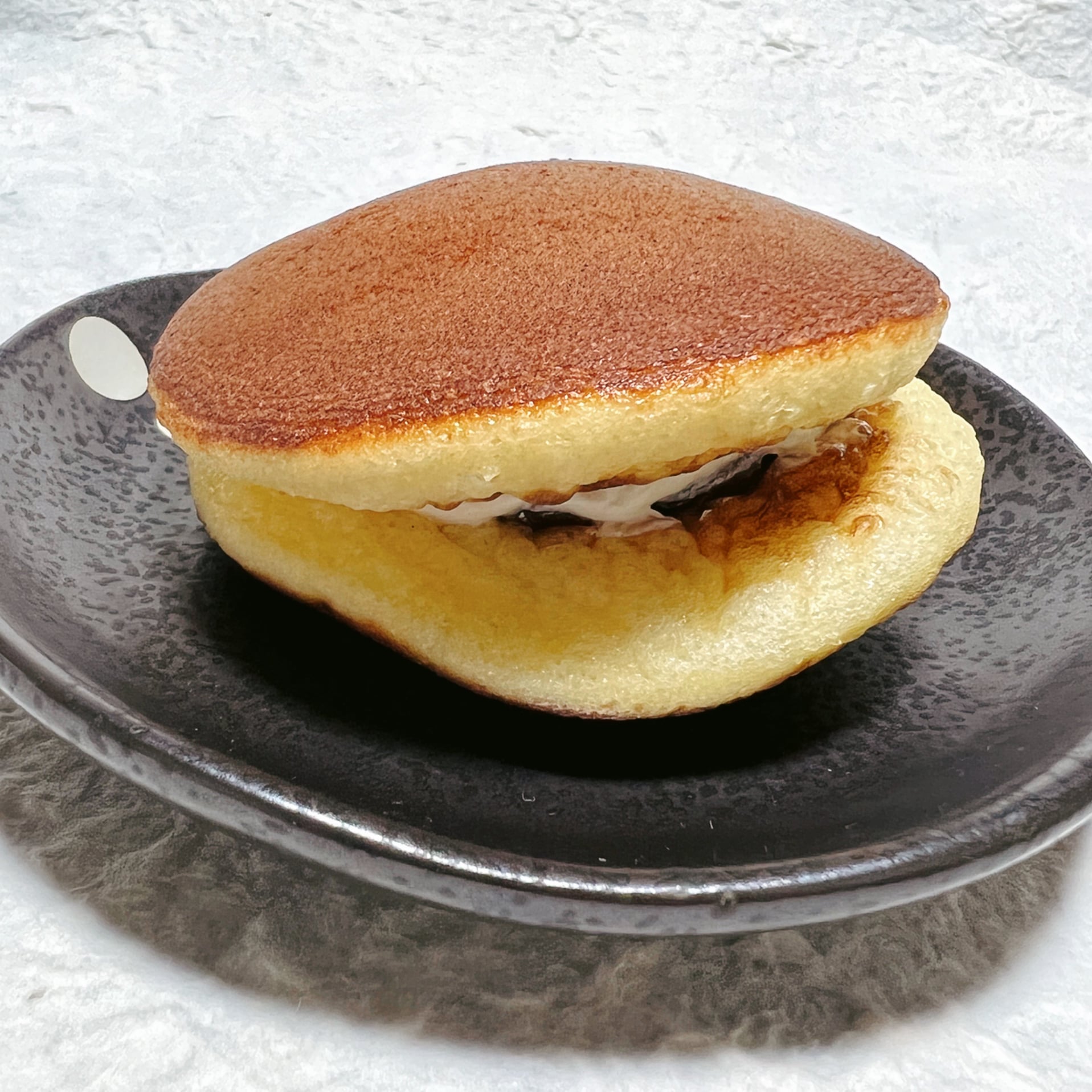 二葉堂(フタバドウ) どら焼き あんバターのどらやき