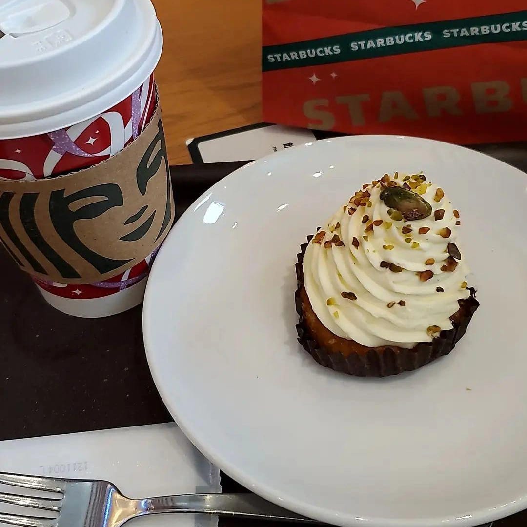 スターバックス コーヒー ジャパン(Starbucks Coffee Japan) ケーキ・タルト ピスタチオクリームケーキ