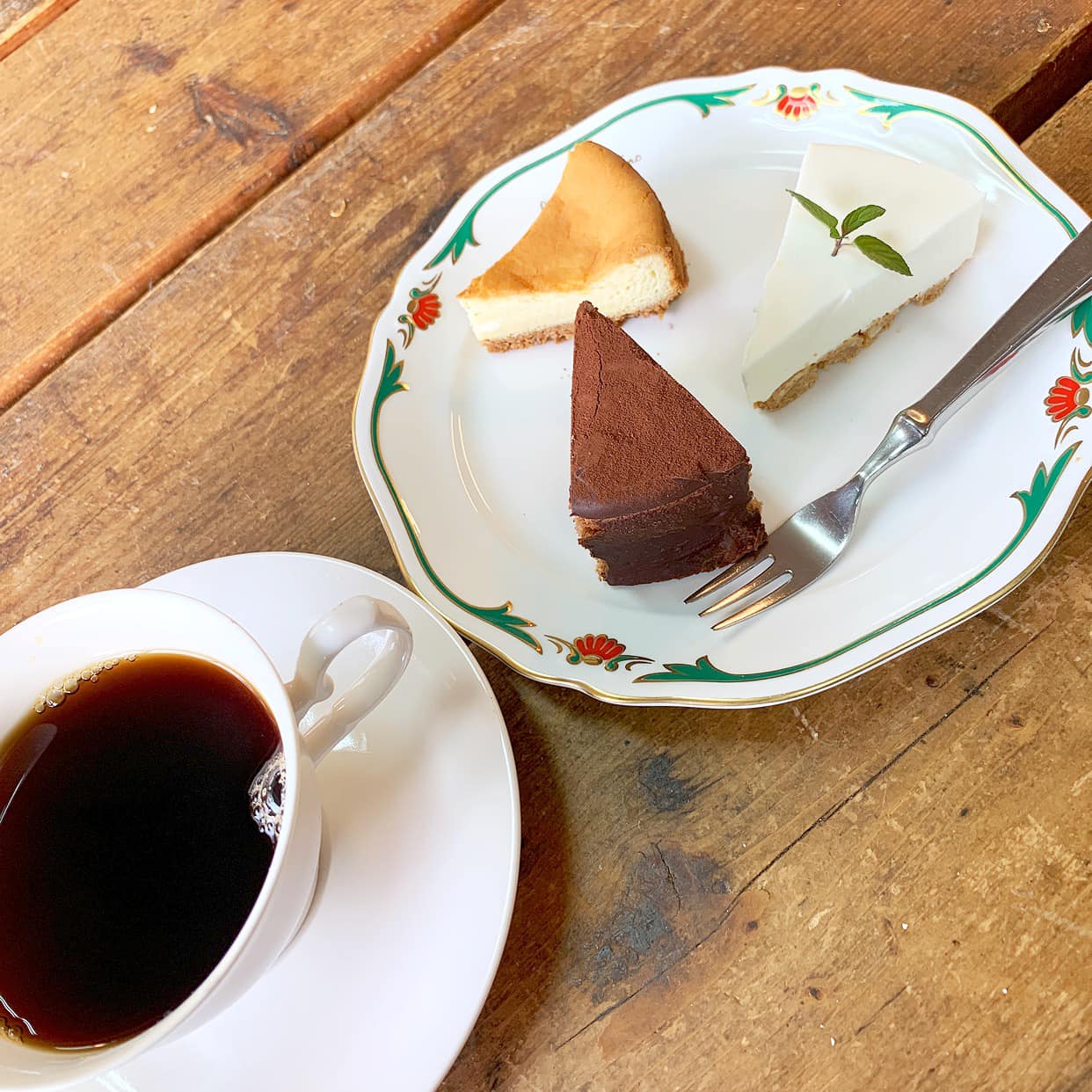 カフェテラス モモ&nbsp;ケーキ・タルト&nbsp;ケーキ・アラカルト・コーヒーセット