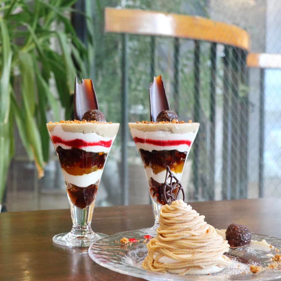 cafe VALEUR（カフェ ヴァルール）&nbsp;パフェ・サンデー&nbsp;栗のパフェ＆モンブラン
