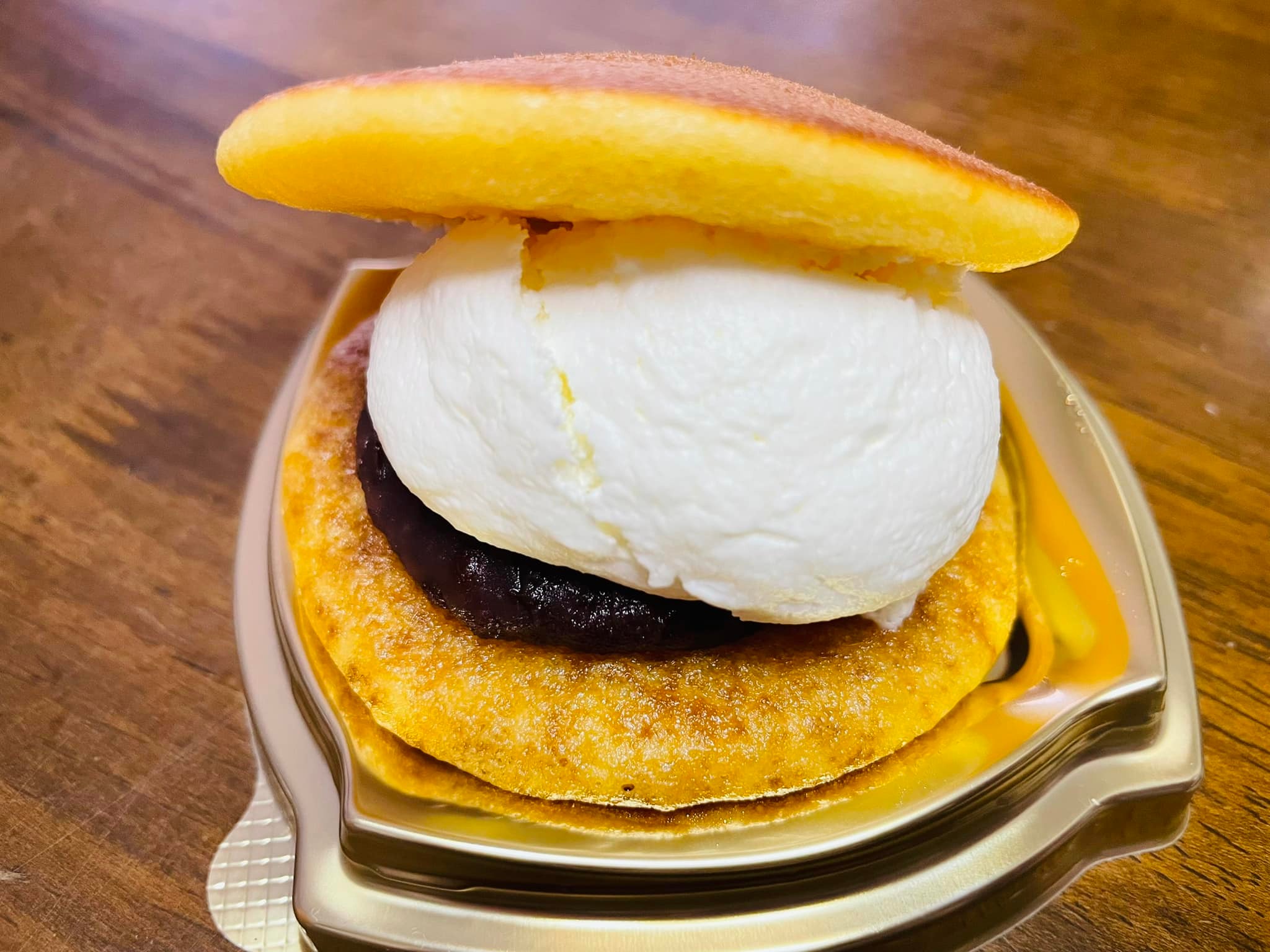 ファミリーマート(FamilyMart) どら焼き 黒蜜しみどら焼き