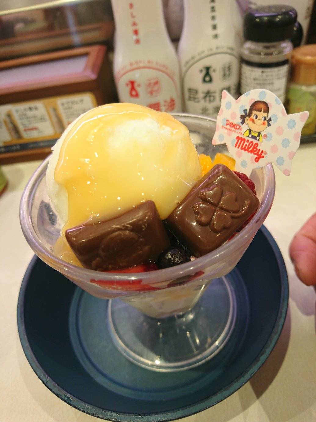 はま寿司 パフェ・サンデー ミルキーパフェ