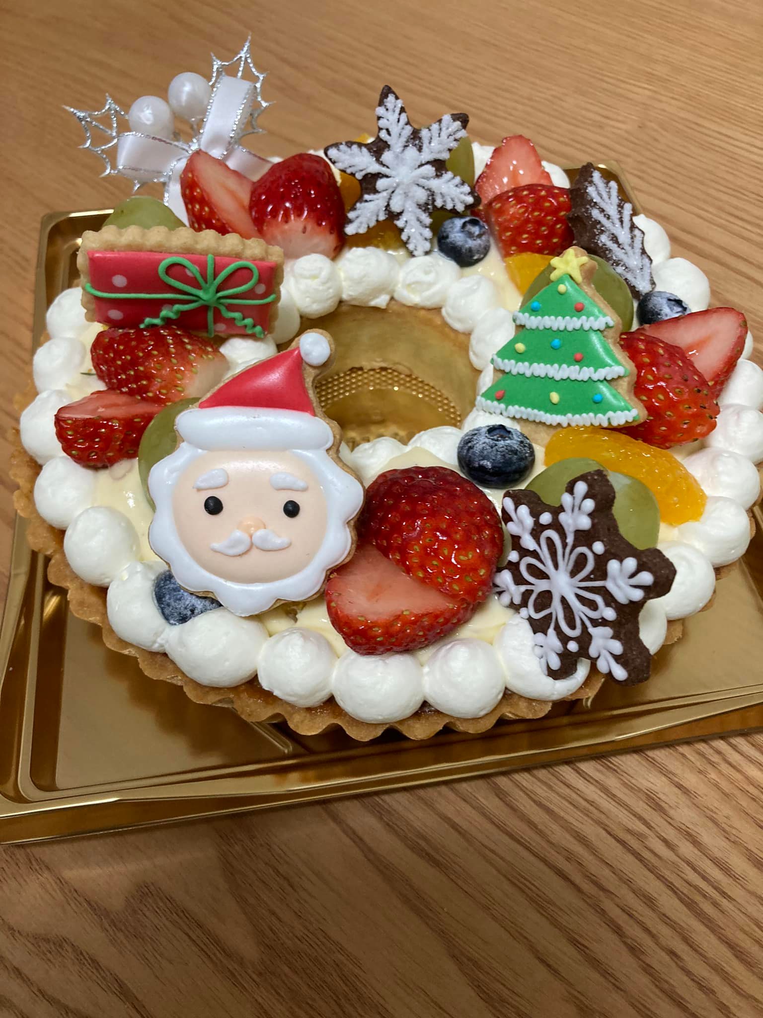 おやつ部ひとやすみ ケーキ・タルト クリスマスリースタルト