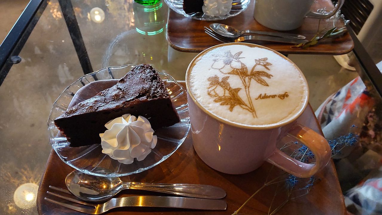 ヌボー生花店 Adorer Cafe(アドレカフェ) チョコレート ガトーショコラ