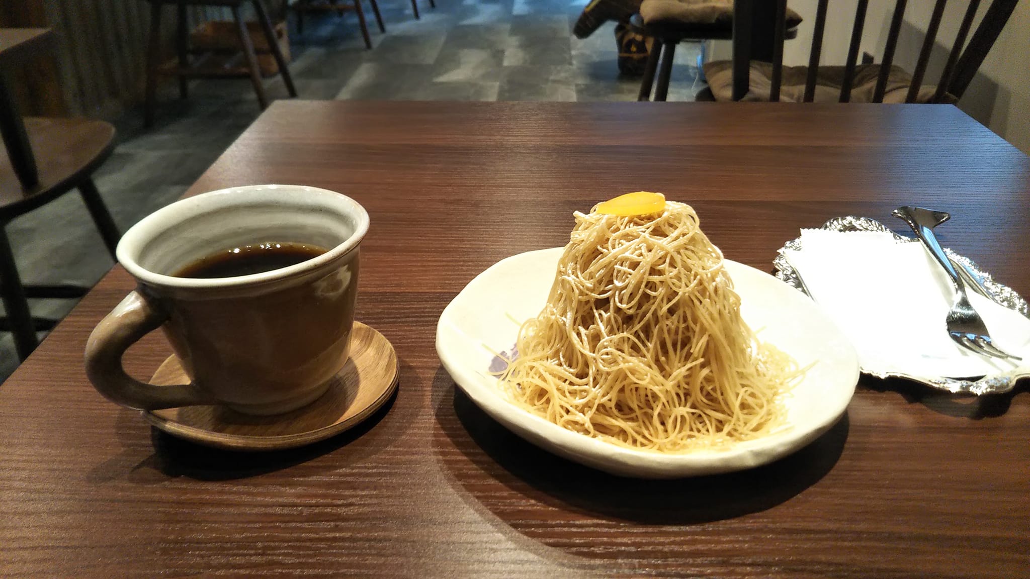 share cafe SOBRIO
（シェア カフェ ソブリオ）&nbsp;ケーキ・タルト&nbsp;栗のケーキ