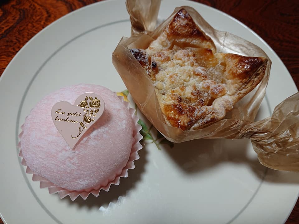 おいも日和（オイモビヨリ）&nbsp;パイ&nbsp;まるごといちごほっぺ&リンゴパイ