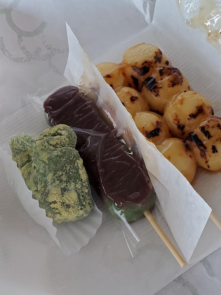 御菓子司 青柳（オカシシアオヤギ）&nbsp;お団子,お餅&nbsp;だんご＆草餅