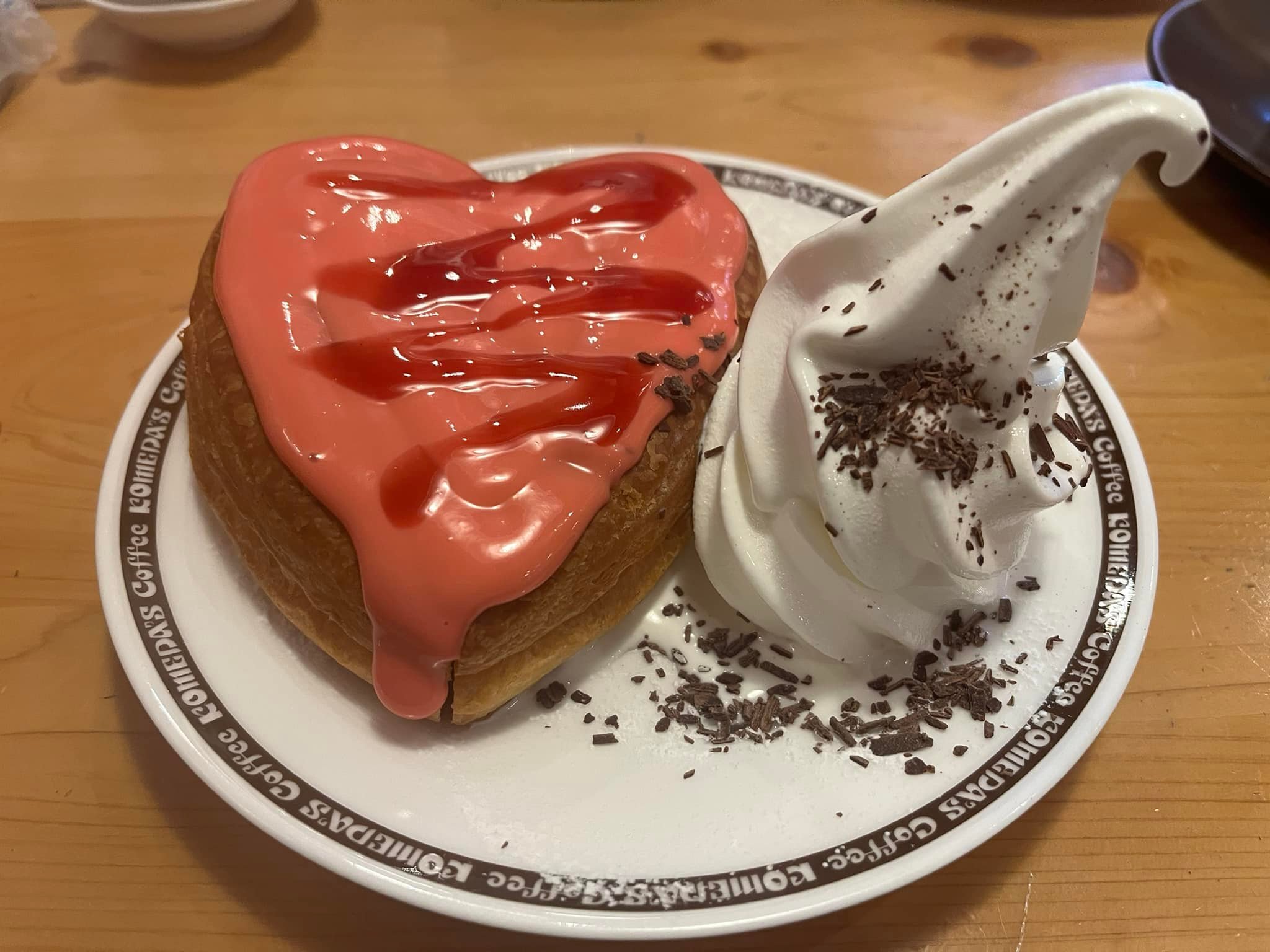 コメダ珈琲店(コメダコーヒーテン) パン,アイス・ジェラート シロノアールきゅんハート&アイス