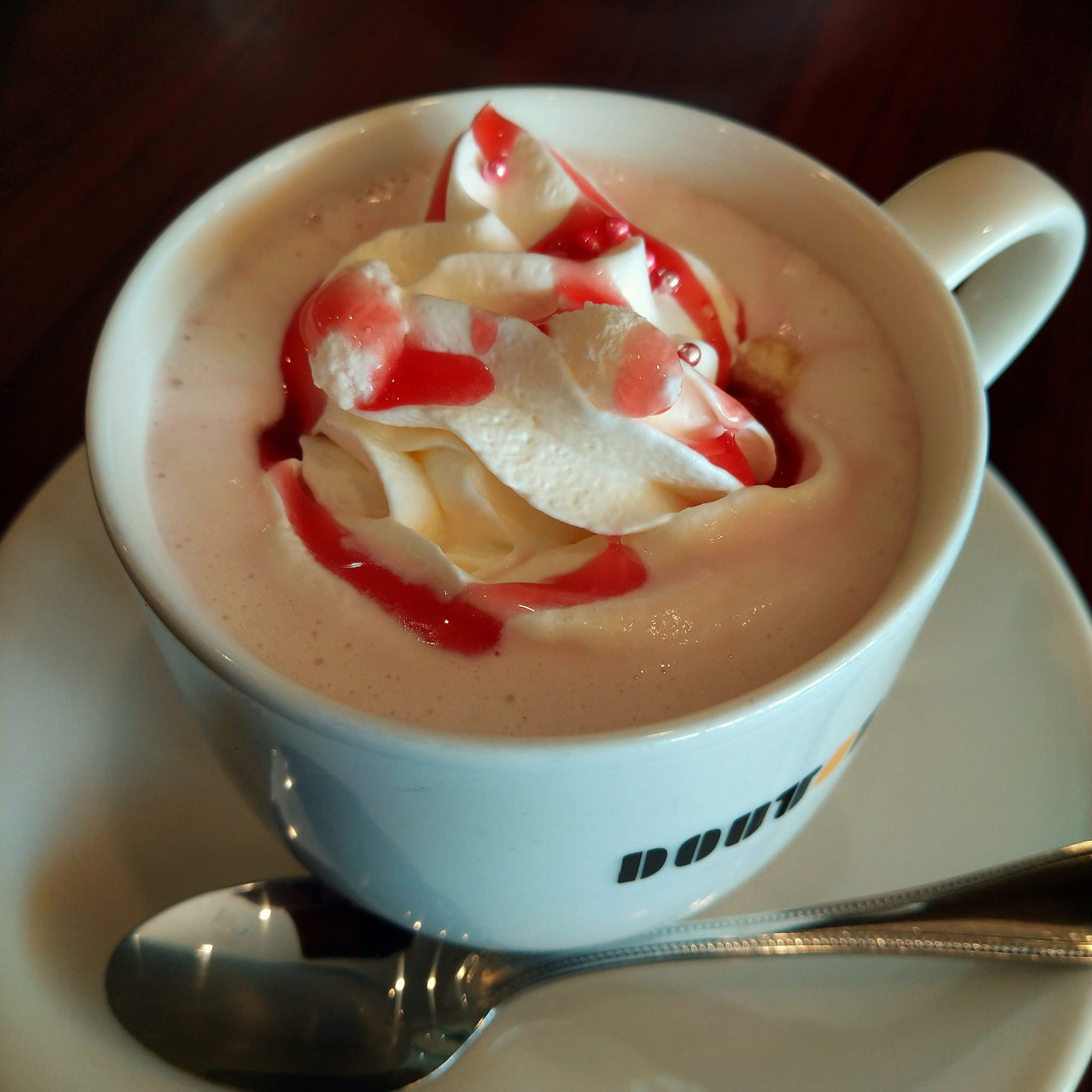ドトールコーヒー ドリンク サクサクあられのいちごオレ・ホット