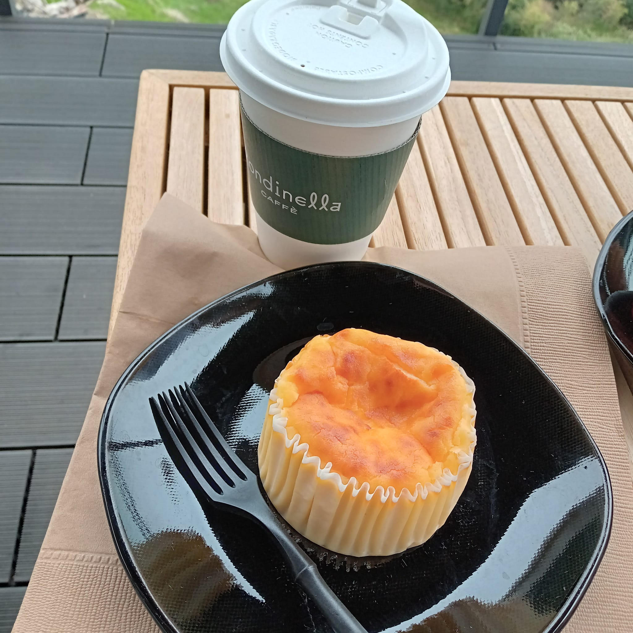 ロンディネッラ チーズ・フロマージュ バスクチーズケーキ