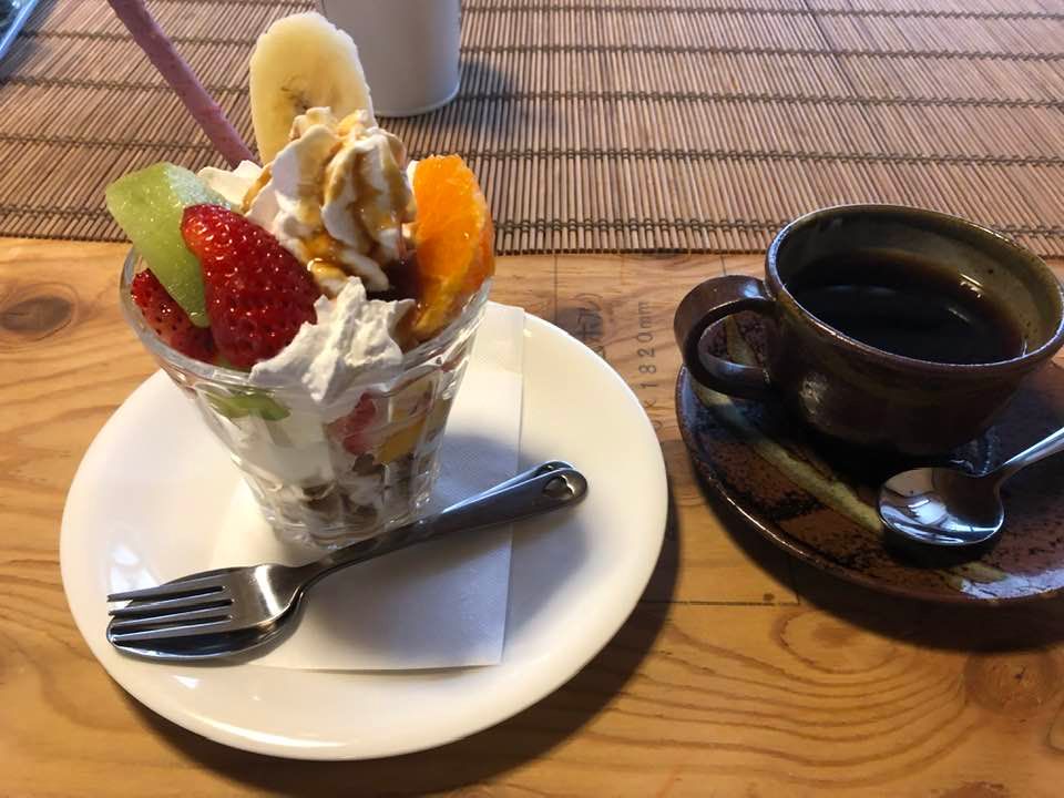 Wine&cafe Veraison パフェ・サンデー ミニパフェ