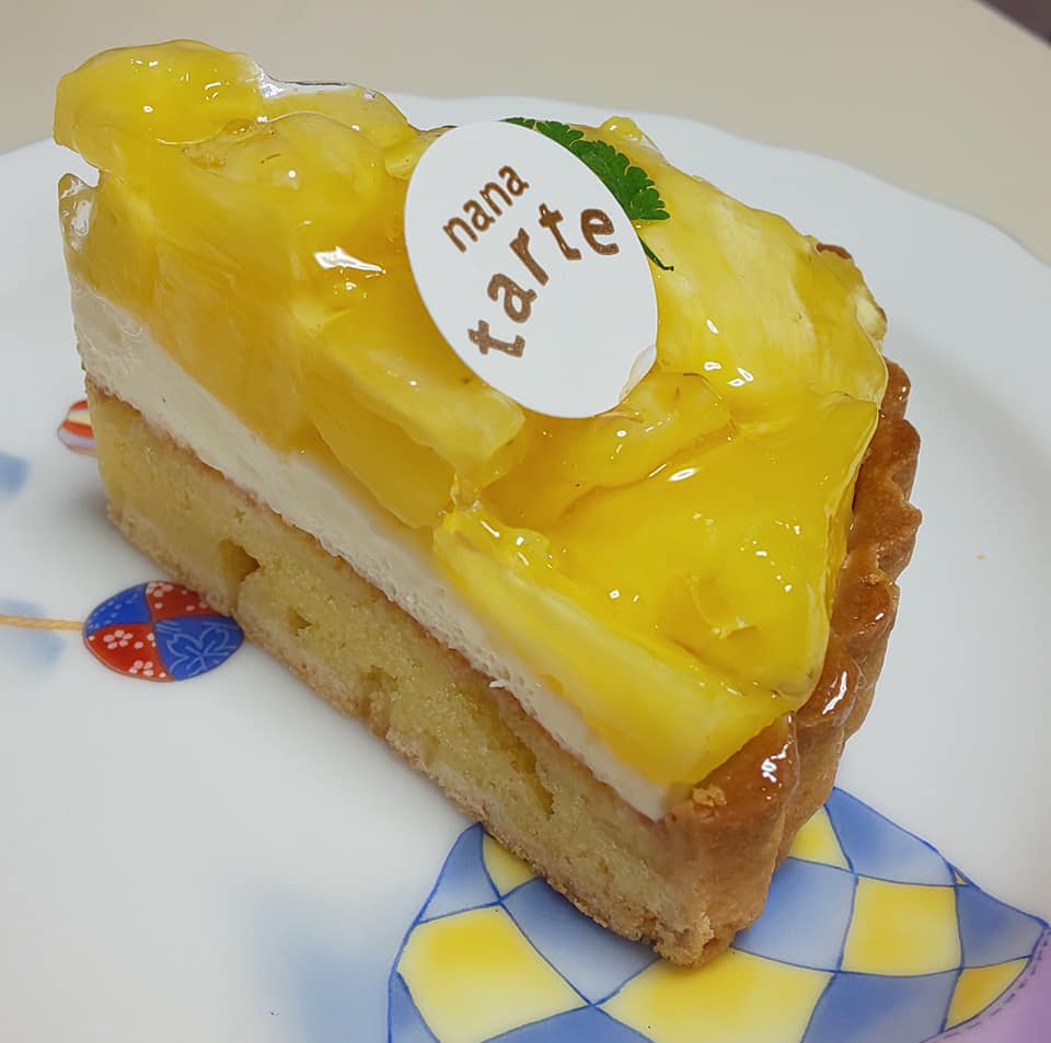 nana tarte&nbsp;ケーキ・タルト&nbsp;台湾パイナップルのタルト＆キャラメルバナナのタルト