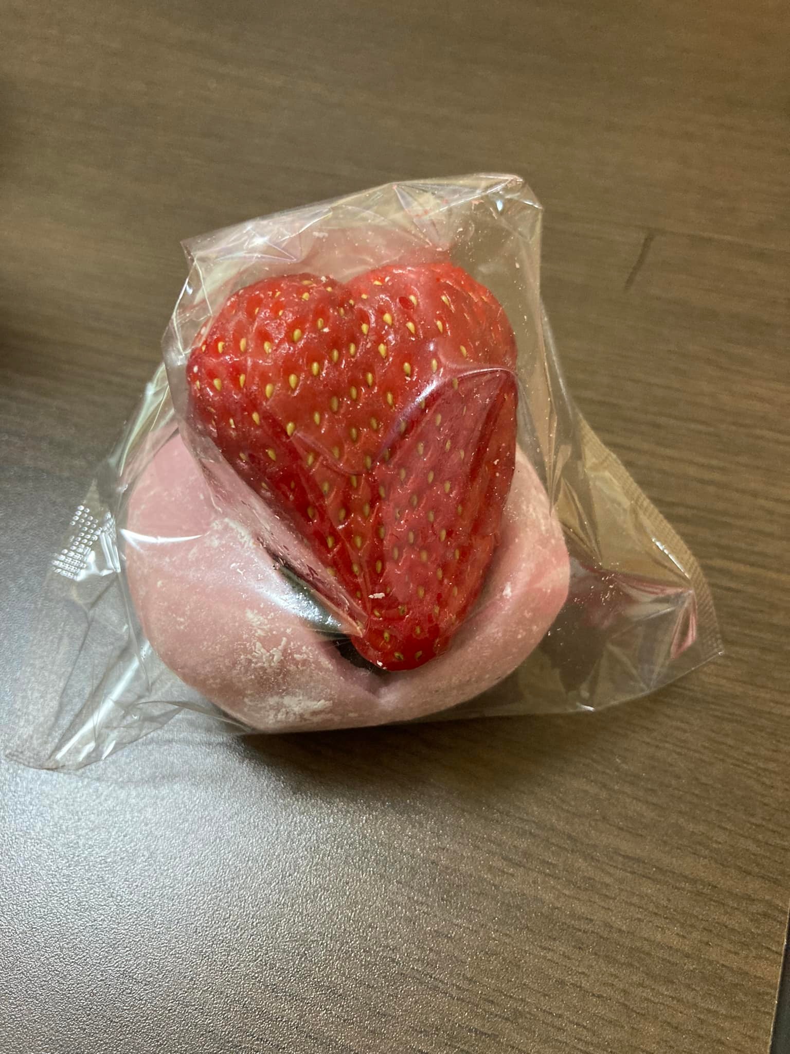 シフォンケーキ専門店 MeMe(メメ) 大福 いちご大福