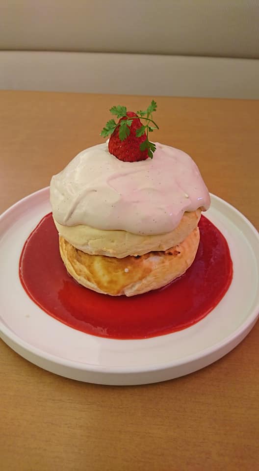 トワサンク 長野(trois cinq) パンケーキ THEショートケーキ
