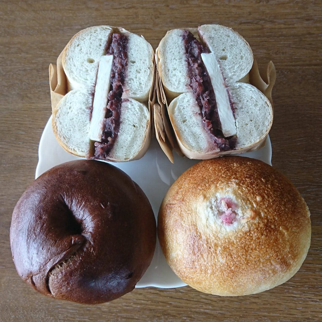 Me-Ya Bagle（ミーヤベーグル）&nbsp;パン&nbsp;日替りベーグル桜あんぱん