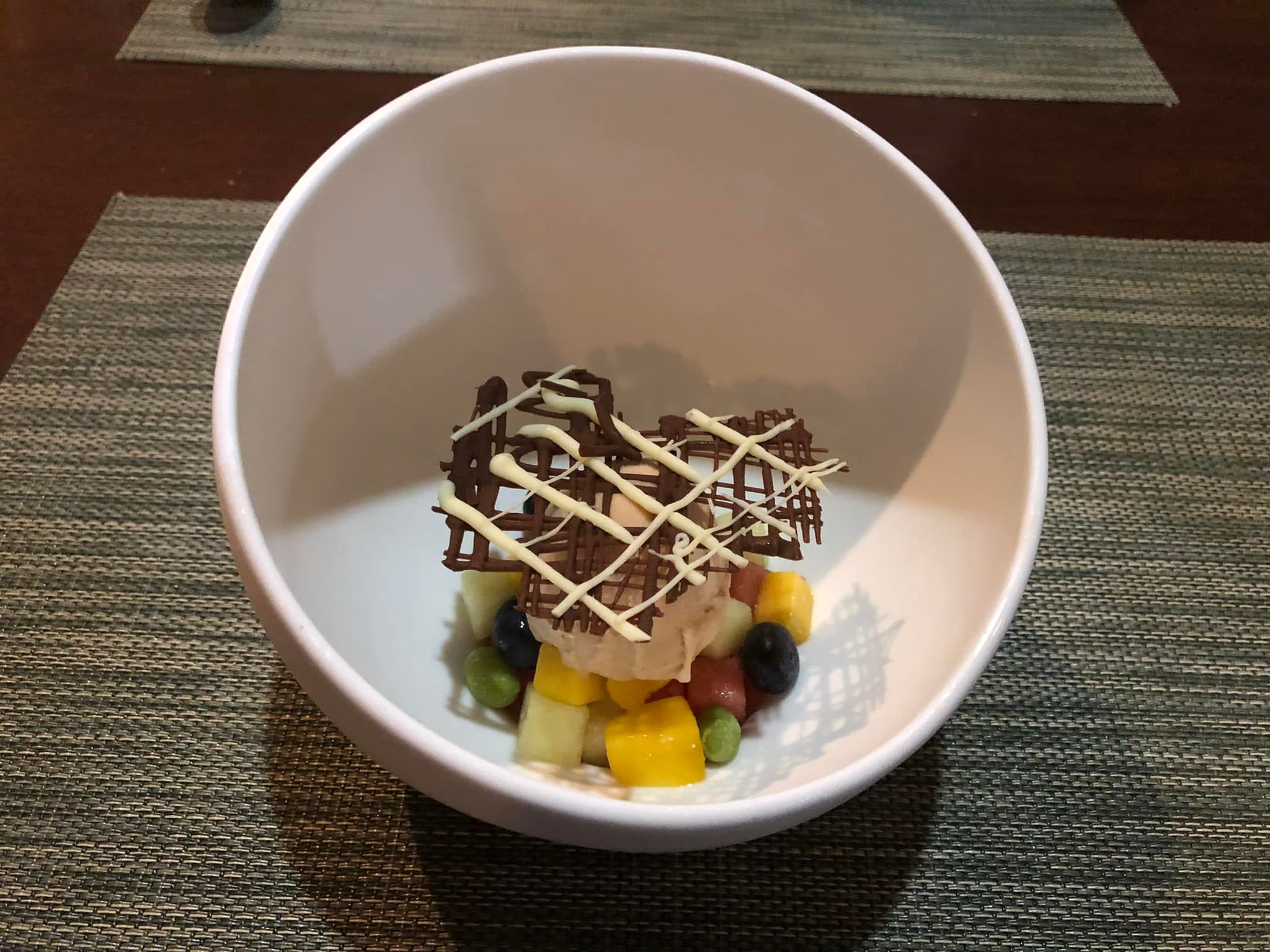 ニジノカオリ アイス・ジェラート バラのジェラート