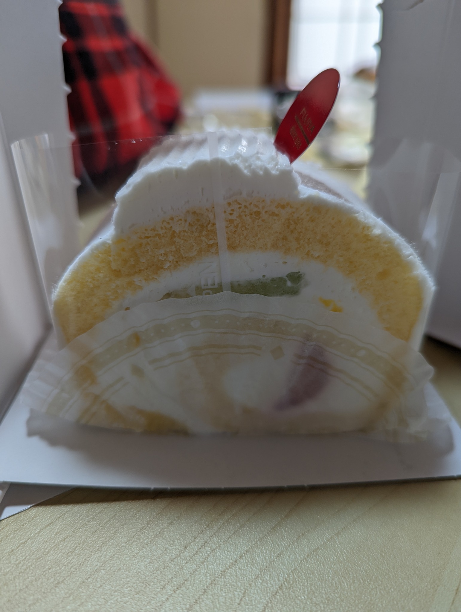 不二家（フジヤ）&nbsp;ロールケーキ&nbsp;フルーツロール