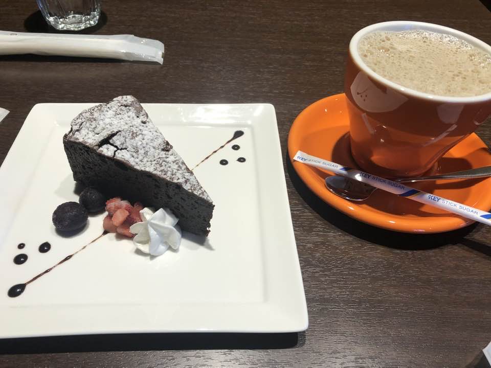Widow’s Record（ウィドウズレコード）&nbsp;チョコレート&nbsp;ガトーショコラ＆カフェ・オ・レ