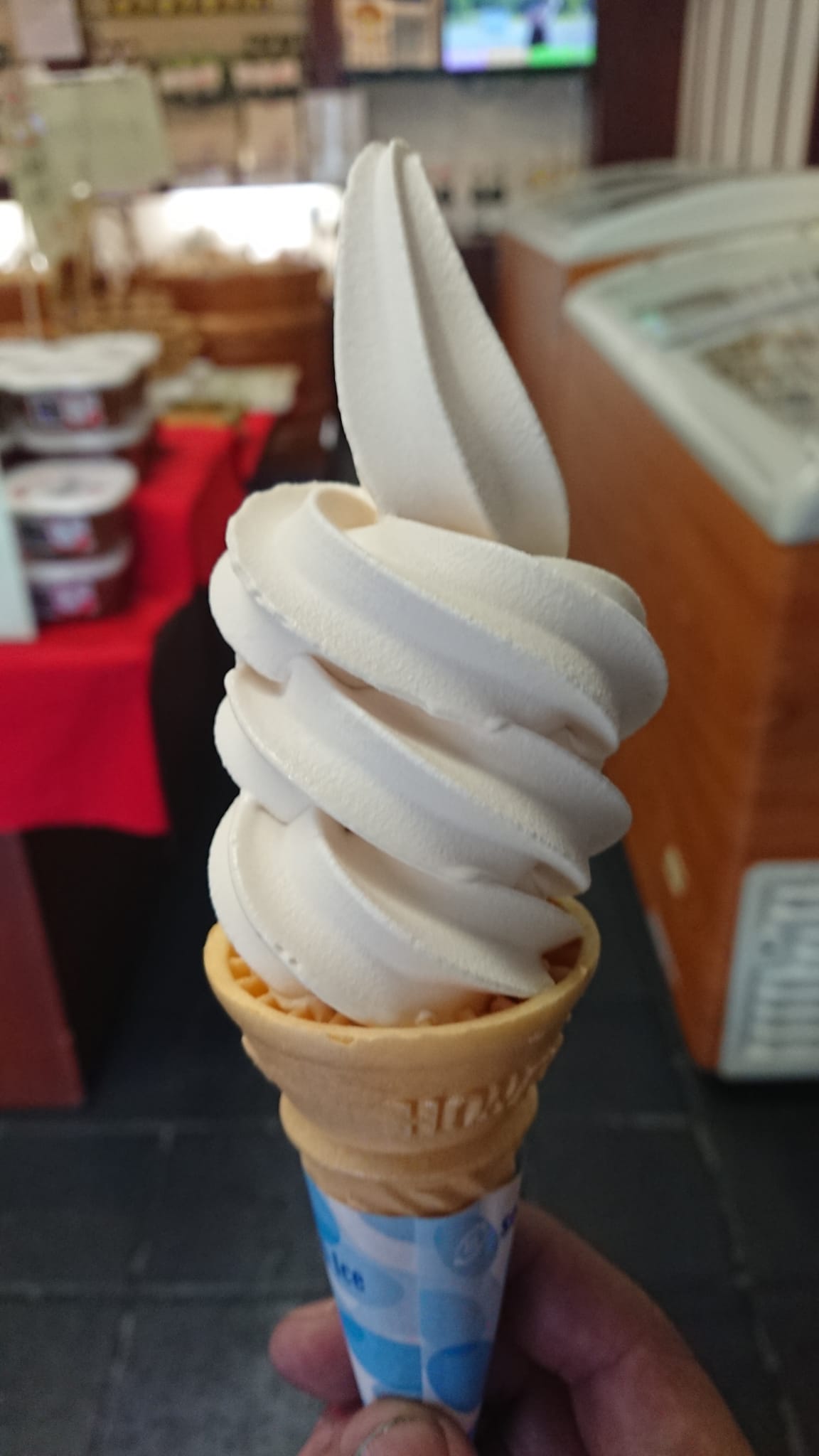 すや亀(スヤカメ) ソフトクリーム 味噌ソフト