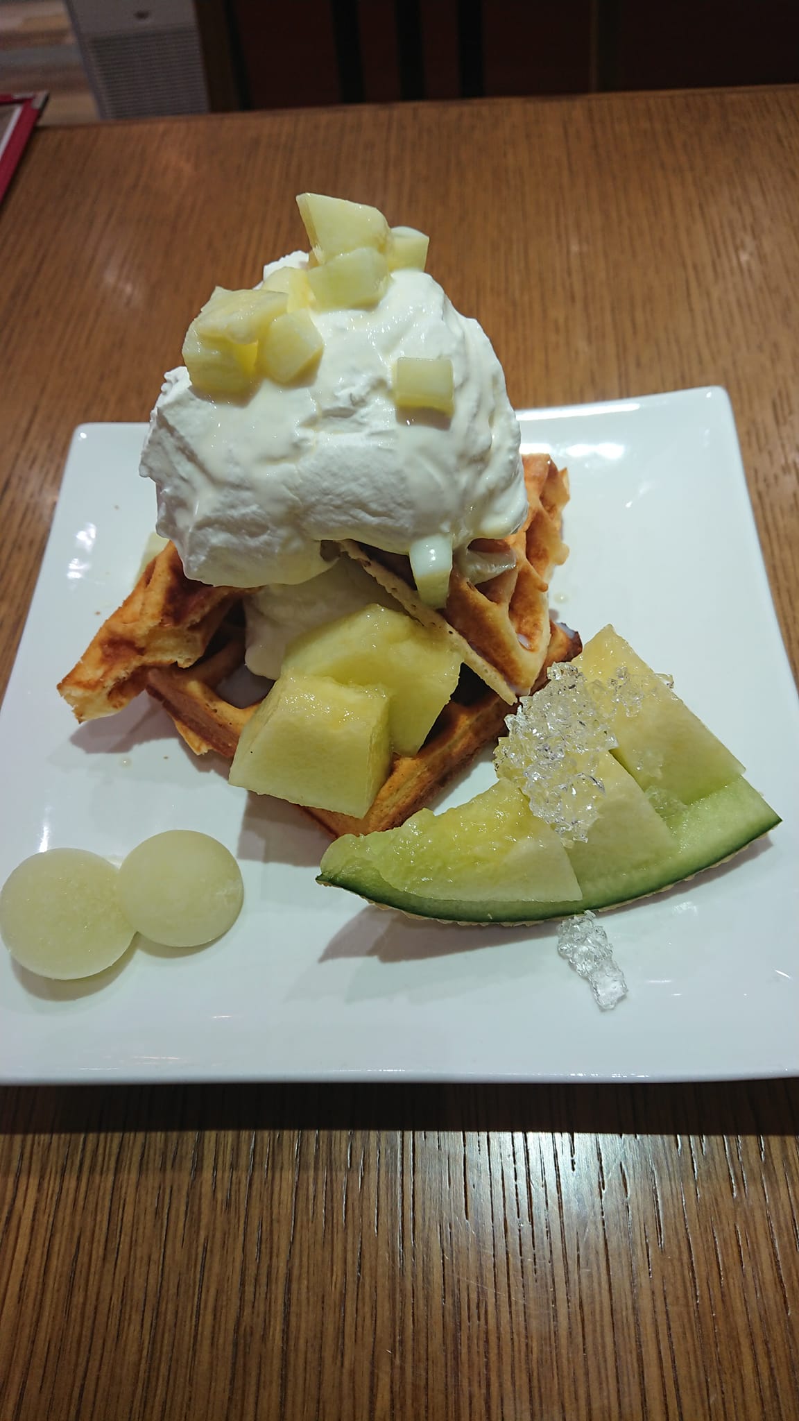 パティスリーヒラノ(cafe HIRANO) ワッフル メロンのワッフル
