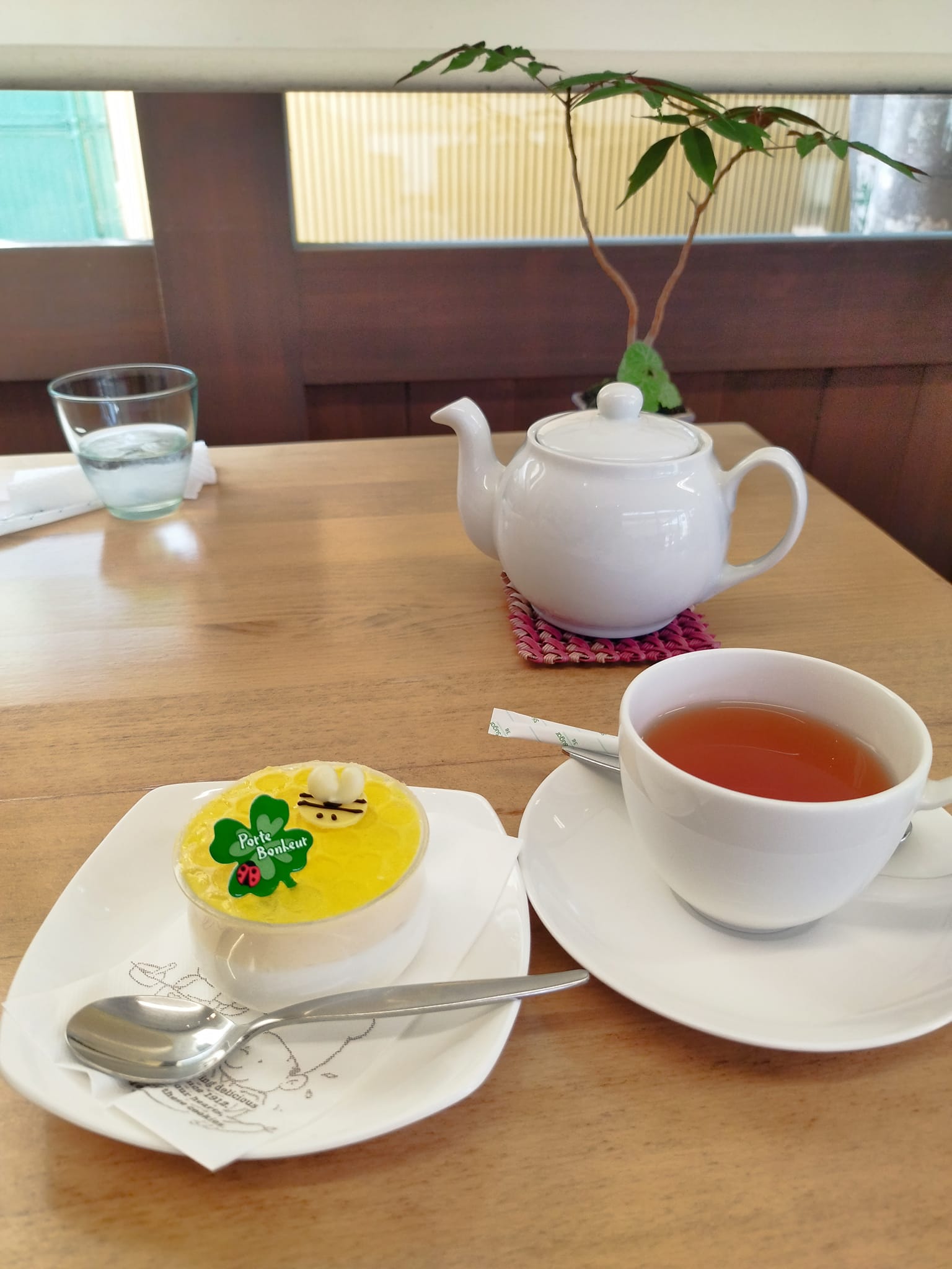 花岡(ハナオカ) ケーキ・タルト はちみつとレモン