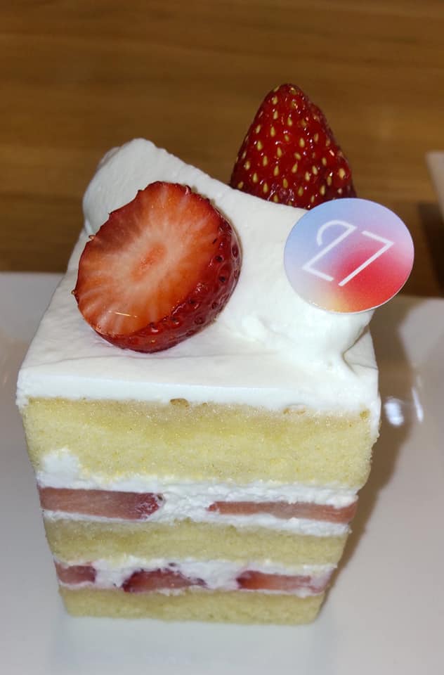 パティスリー27(ヴァンセット) ケーキ・タルト いちごのショートケーキ
