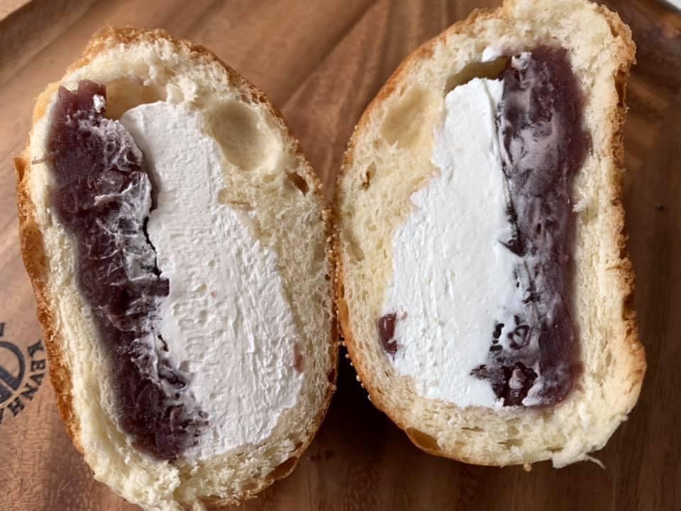 マツキ&nbsp;あんぱん&nbsp;ホイップクリームあんぱん