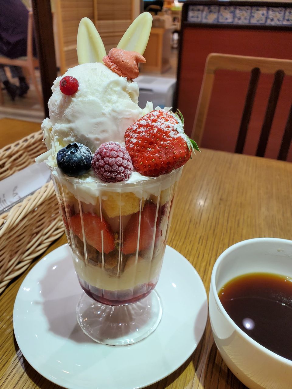 パティスリーヒラノ(cafe HIRANO) パフェ・サンデー ヒラノのスイーツ
