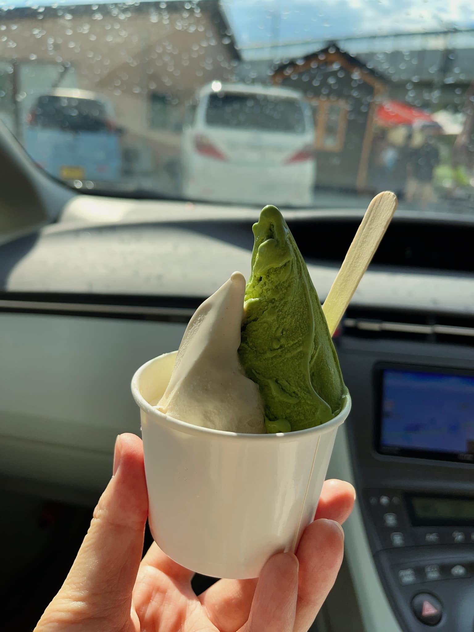 ふるフル アイス・ジェラート ヘーゼルナッツ&ひきたて抹茶