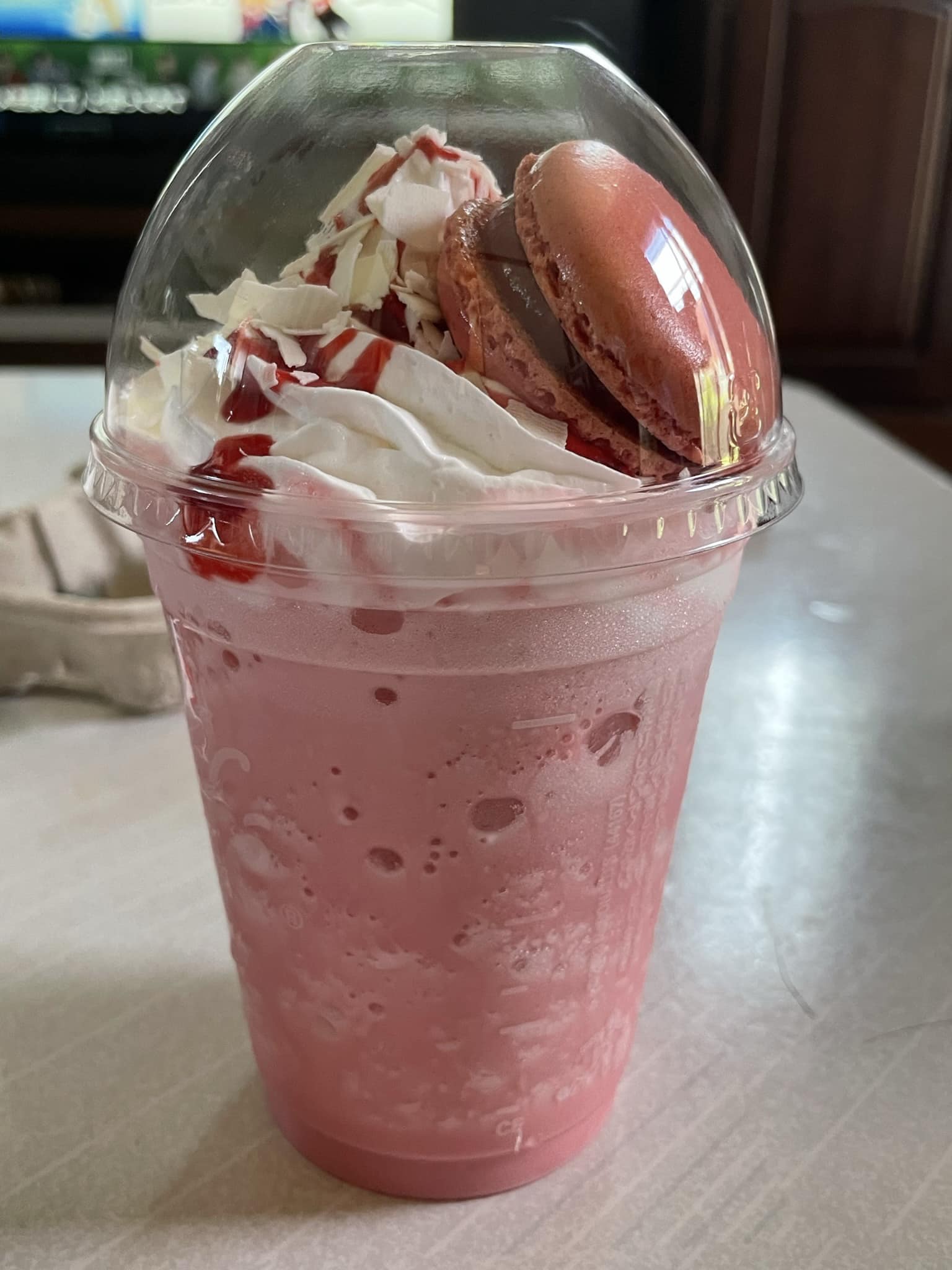 マクドナルド(McDonald's) かき氷・フラッペ ホワイトチョコストロベリーフラッペ&マカロン ラズベリー