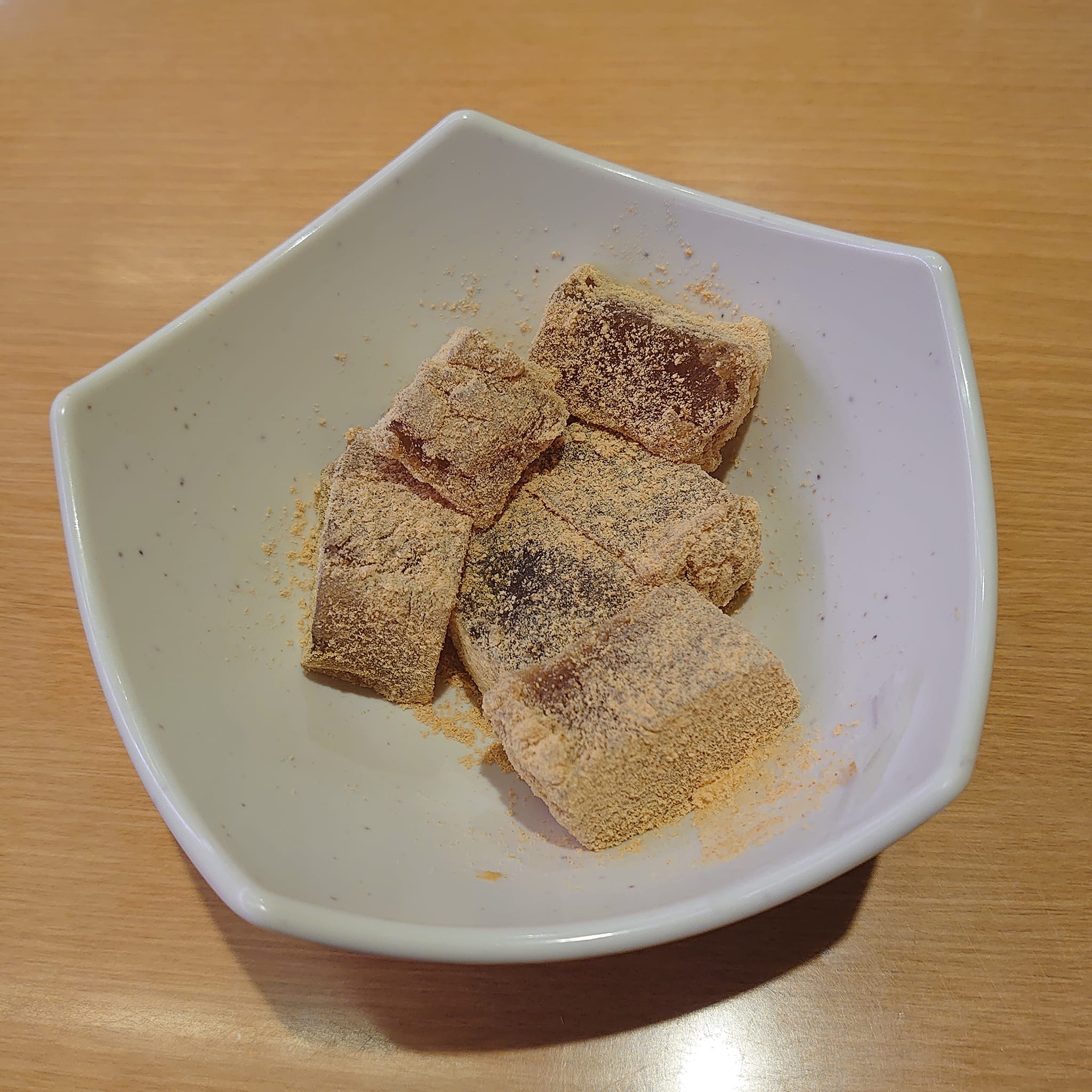 スシロー わらび餅 京都峯嵐堂のわらびもち