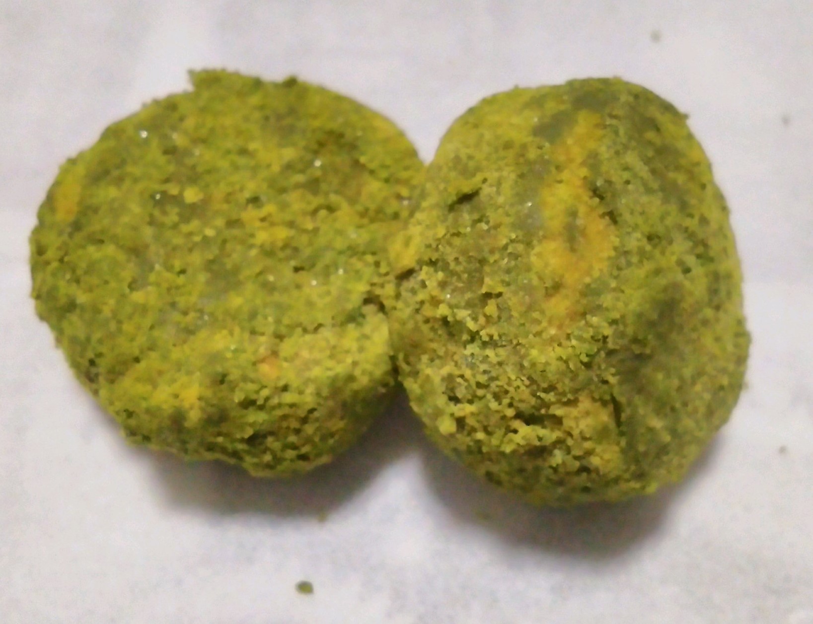 スーパー・コンビニ・その他&nbsp;お菓子&nbsp;宇治抹茶のポルボローネ