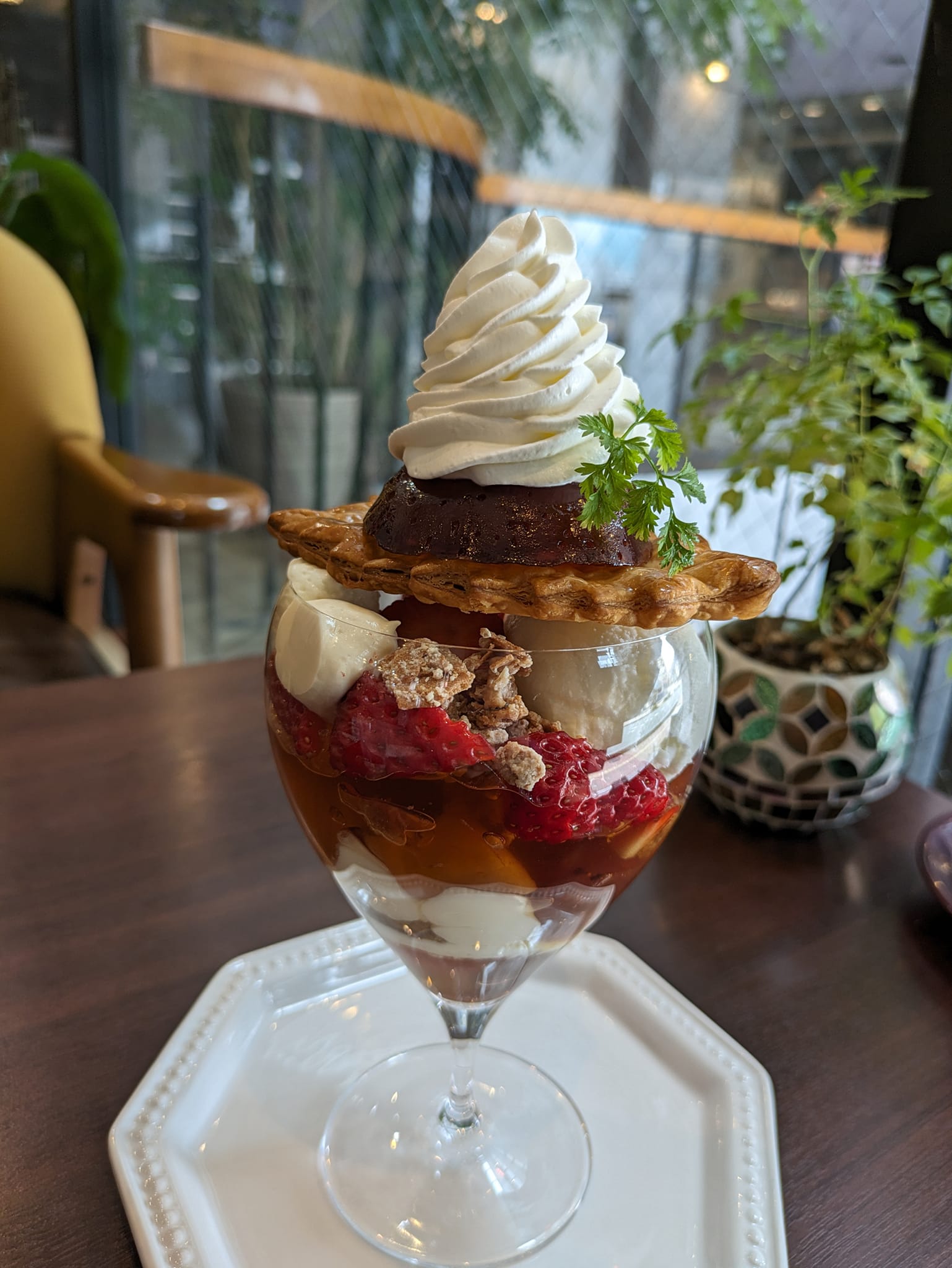cafe VALEUR(カフェ ヴァルール) パフェ・サンデー タタンのパフェ